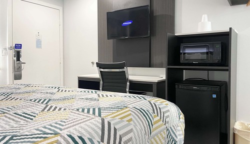 Standard Room, 1 King Bed, Non Smoking