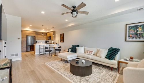 Apartment (2 Bedrooms)