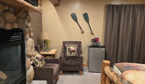 5. Mt. Oxford Room