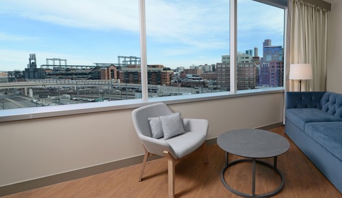 Suite, 1 Bedroom (Hearing, Roll-In Shower)