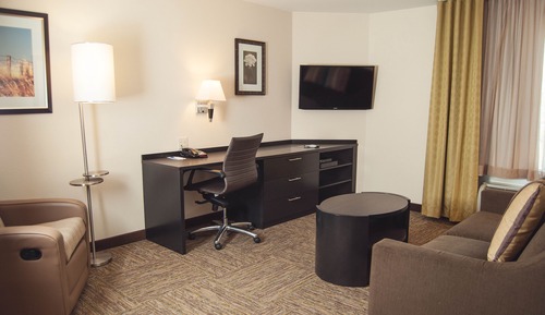 Studio Suite, 1 King Bed, Accessible Bathtub (Hearing)