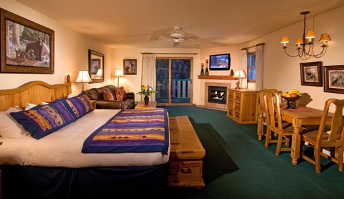 Superior Suite, 1 King Bed with Sofa bed
