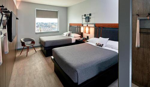 Double Room with Two Double Beds and Mountain View