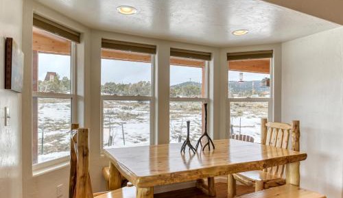 Three-Bedroom Vacation Home 