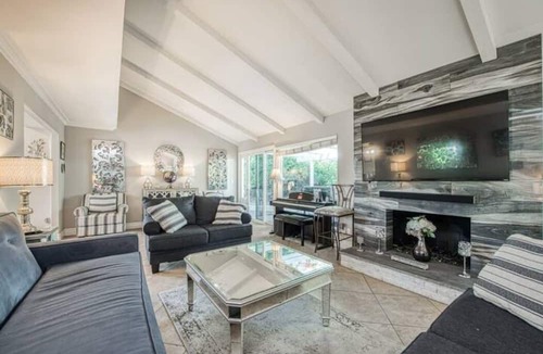 Mission Viejo House | 3Br/2Ba Gem in So. Orange County! Enjoy Lake & Pool Access. Your perfect retreat