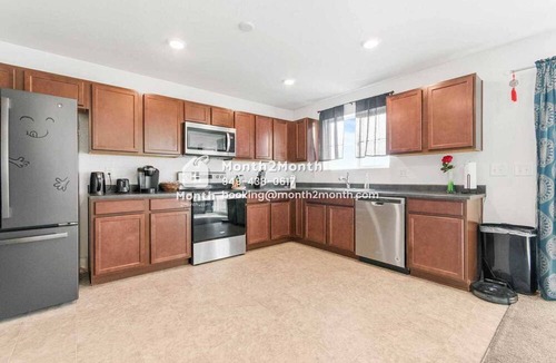 Aurora House | Rocky Mountain Retreat Oasis on Orleans St #41955